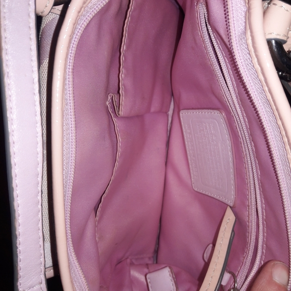 Coach handbag - Picture 2 of 7